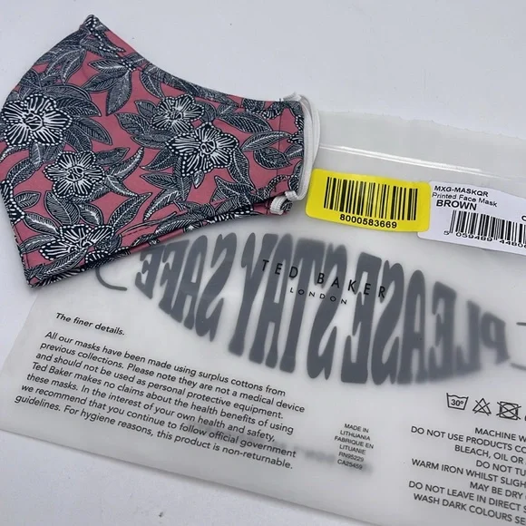 Ted Baker Pink Floral Face Mask TED BAKER LONDON Reversible Reusable
NWT - Picture 4 of 11